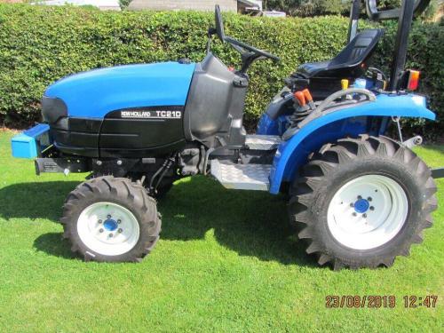 New Holland TC21