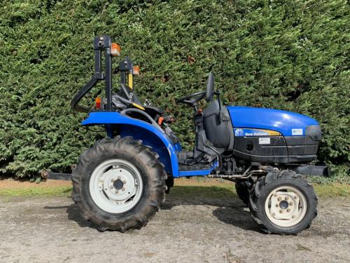 New Holland TC24D