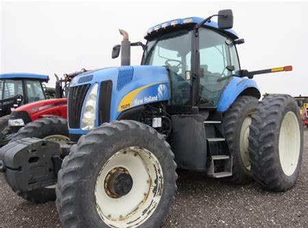 New Holland TG215