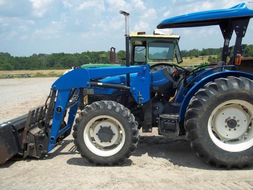 New Holland TN70