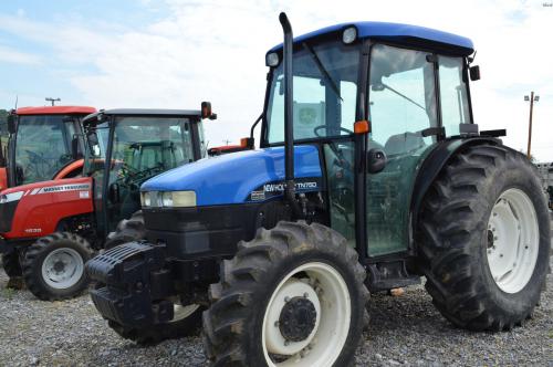 New Holland TN75