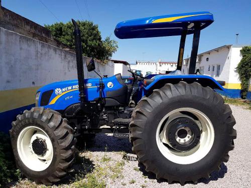 New Holland TT75