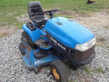 New Holland lawn tractors GT22