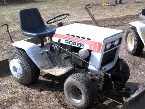 Roper lawn tractors T122