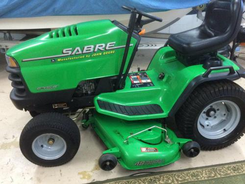 Sabre lawn tractors 2148HV