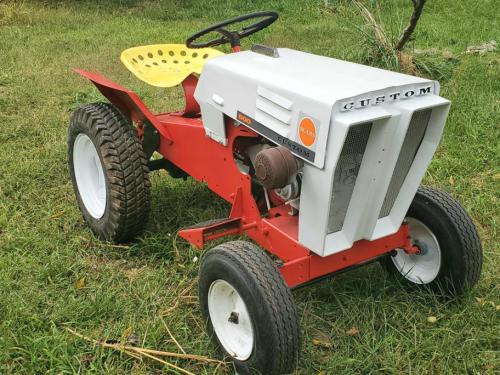 Sears lawn tractors Custom 600