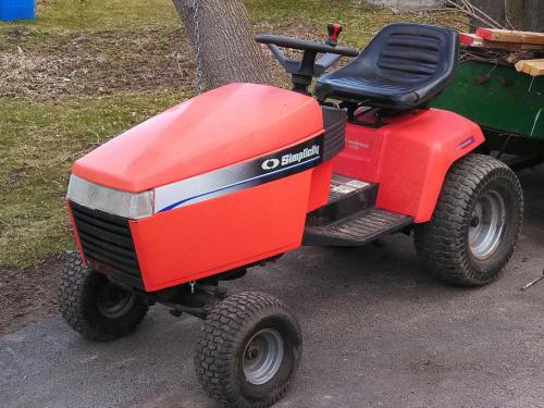 Simplicity lawn tractors Broadmoor 16H