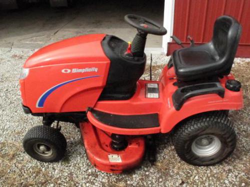 Simplicity lawn tractors Broadmoor 16HV