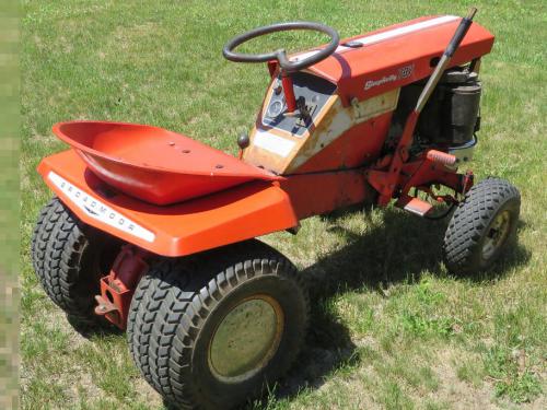 Simplicity lawn tractors Broadmoor 707