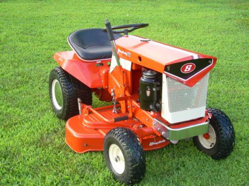 Simplicity lawn tractors Broadmoor 717