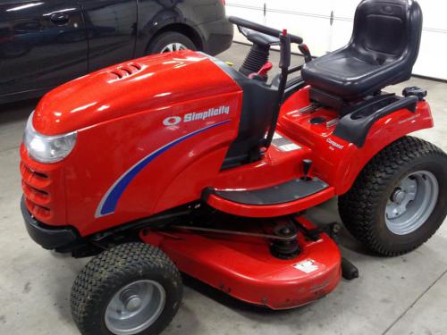 Simplicity lawn tractors Conquest 20H