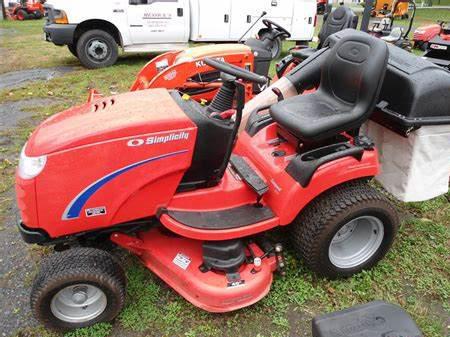 Simplicity lawn tractors Conquest 23/46