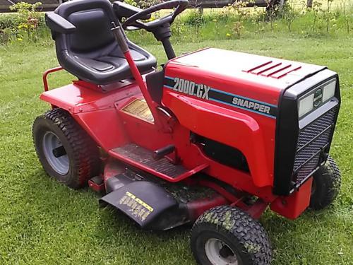 Snapper lawn tractors 2000GX