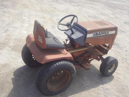 Snapper lawn tractors LT160H42CBV