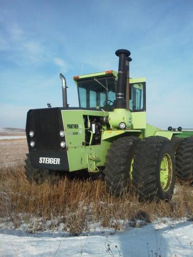 Steiger Panther IV KS-325