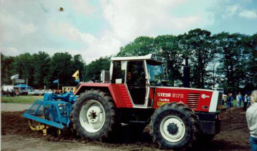 Steyr 8170