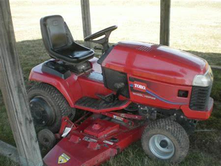 Toro lawn tractors 523Dxi