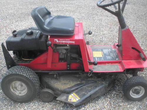 Toro lawn tractors 8-32