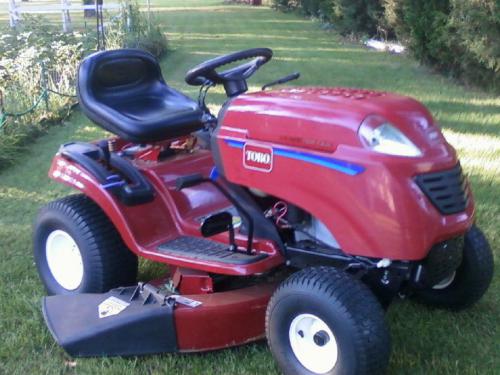 Toro lawn tractors LX425