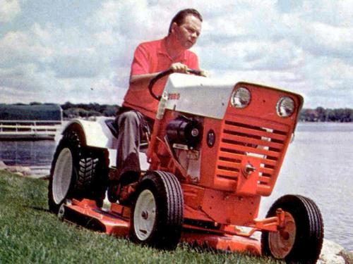 Toro lawn tractors Suburban 10