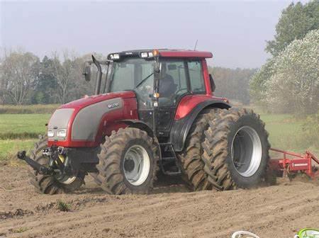 Valtra M120e