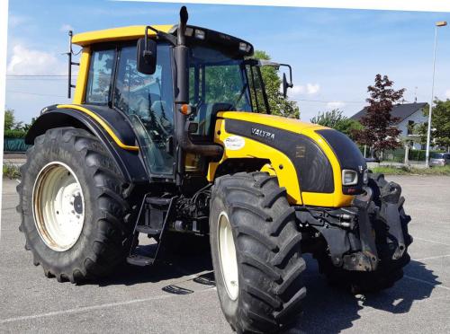 Valtra N141