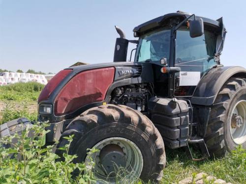 Valtra S293