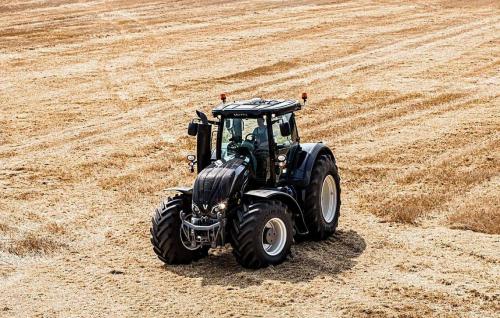 Valtra S354