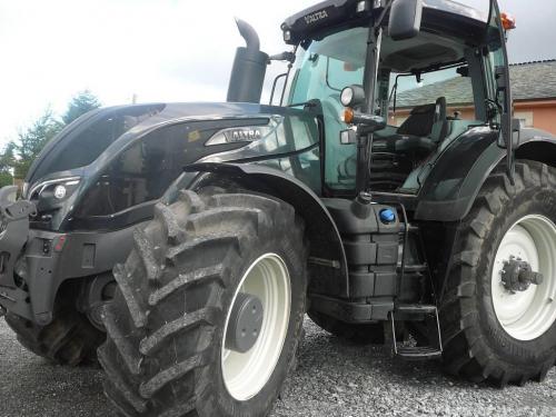 Valtra S374