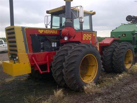 Versatile 895