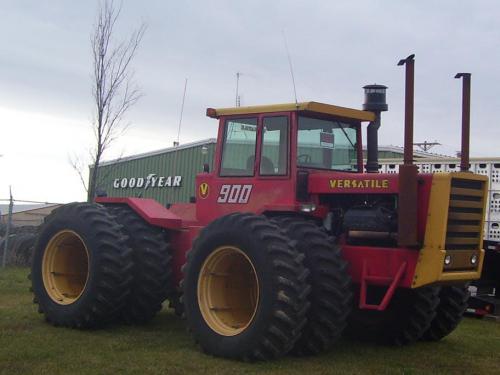 Versatile 900