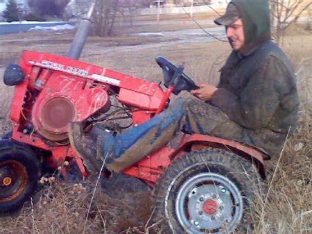 Wheel Horse lawn tractors 1267