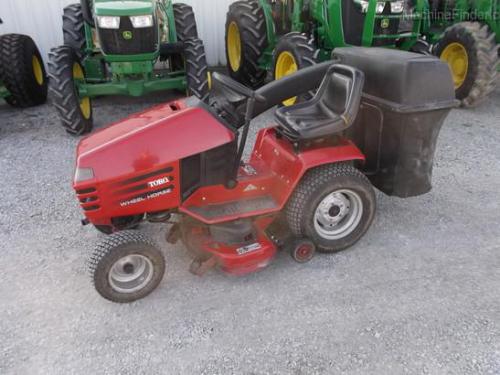 Wheel Horse lawn tractors 267-H