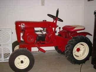 Wheel Horse lawn tractors 653