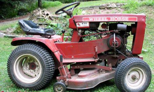 Wheel Horse lawn tractors B-80