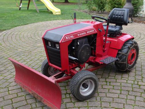 Wheel Horse lawn tractors C-165