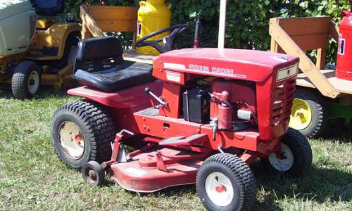 Wheel Horse lawn tractors Commando V7