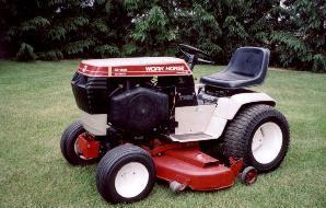 Wheel Horse lawn tractors GT-1800