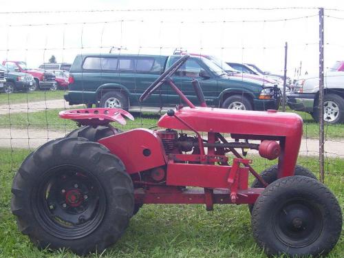 Wheel Horse lawn tractors RJ-35