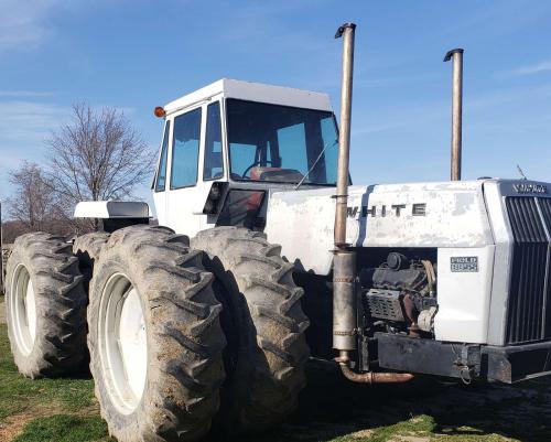 White lawn tractors FR-180