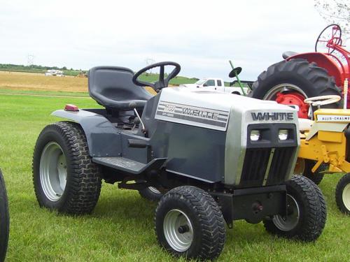 White lawn tractors GT-1655