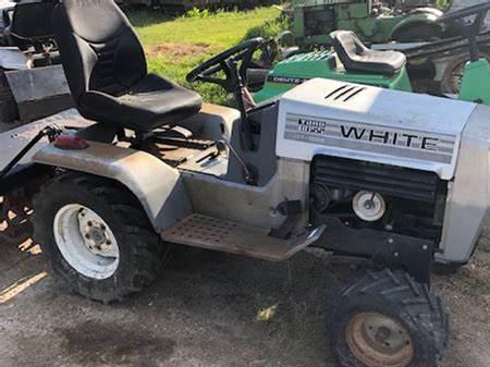 White lawn tractors GT-1822