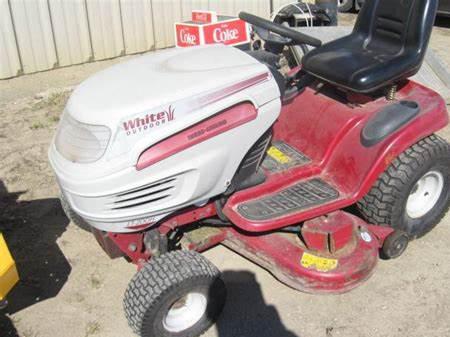 White lawn tractors L-10