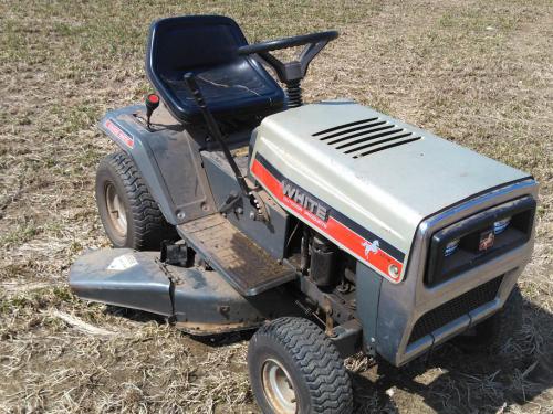 White lawn tractors LT-12S