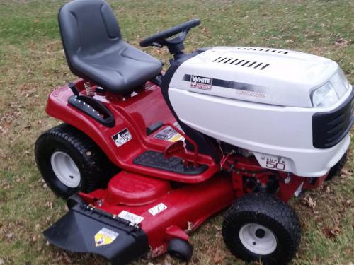 White lawn tractors LT-5000