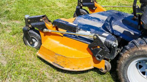 Woods lawn tractors FZ28K