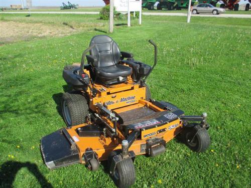 Woods lawn tractors M2560